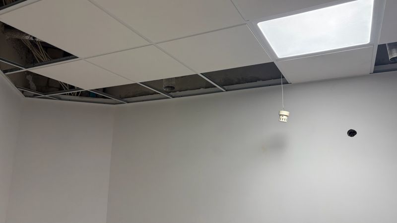 Neue Decke